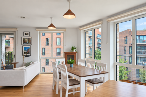 2 bedroom apartment to rent, Henderson Apartments, Elephant And Castle SE17