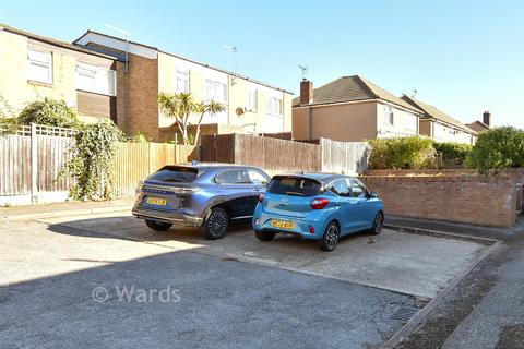 3 bedroom terraced house for sale, Claston Close, Dartford DA1
