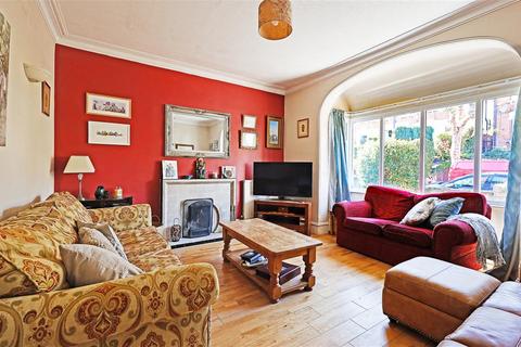 undefined, Blenheim Park Road, South Croydon