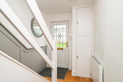 2 bedroom end of terrace house for sale, Kilmory Gardens, Carluke