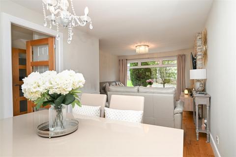 2 bedroom end of terrace house for sale, Kilmory Gardens, Carluke