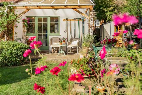 3 bedroom semi-detached house for sale, Niagara Road, Henley-on-Thames RG9