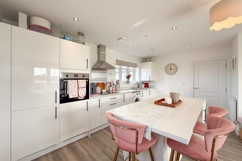 2 bedroom flat for sale, Sultan Glacier Close, Newport, NP20