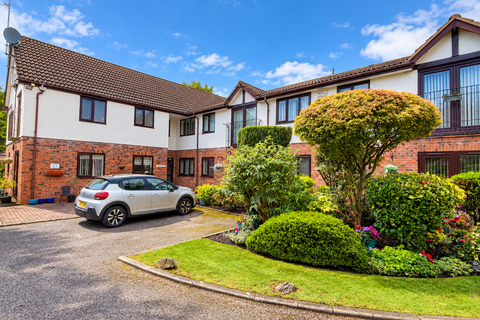 2 bedroom retirement property for sale, 12 Grosvenor Lodge Dorchester Road Hazel Grove, Hazel Grove, SK7