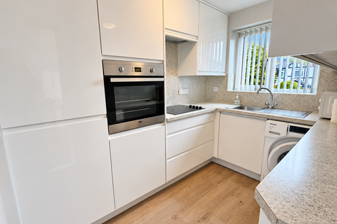 2 bedroom retirement property for sale, 12 Grosvenor Lodge Dorchester Road Hazel Grove, Hazel Grove, SK7