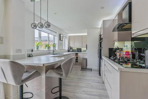 4 bedroom detached house for sale, Cedar Wood Close, Rogerstone, NP10