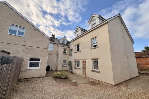 1 bed flat/apartment for rent in Cheddon Road, Taunton