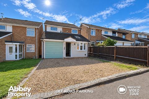 3 bedroom detached house to rent, Buckingham Drive, Luton, LU2
