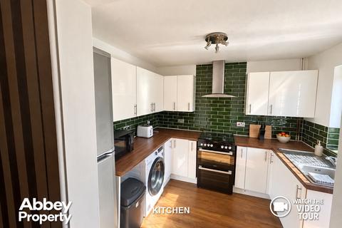 3 bedroom detached house to rent, Buckingham Drive, Luton, LU2