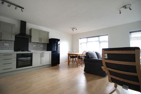 2 bedroom apartment to rent, Bramcote Avenue, Chilwell