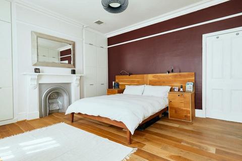 undefined, BERESTEDE ROAD, LONDON, W6 9NP