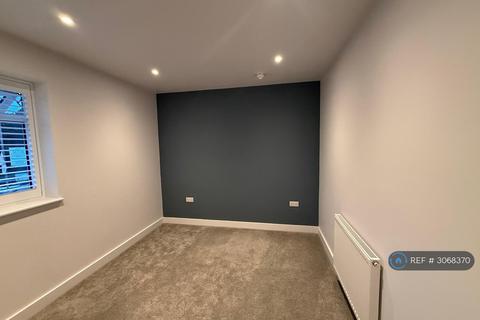 1 bedroom flat to rent, London Road, Chalfont St Giles, HP8