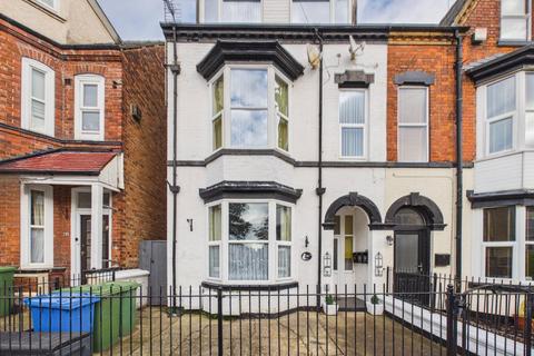 2 bedroom flat for sale, Tennyson Avenue, Bridlington