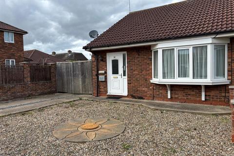 2 bedroom semi-detached bungalow for sale, Pickering Avenue, Hornsea HU18