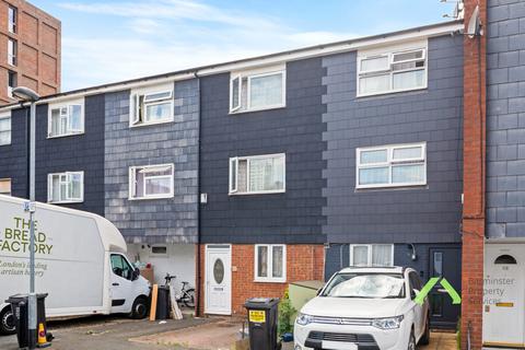 4 bedroom terraced house for sale, Stellman Close, LONDON, E5 8QY