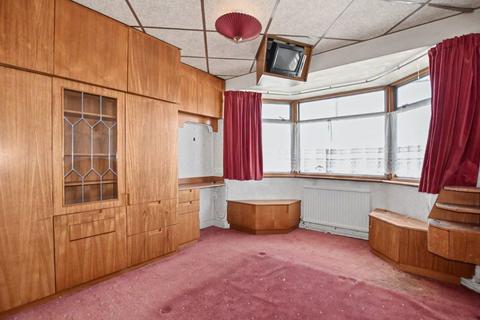 3 bedroom semi-detached house for sale, 24 Dunkery Road, Mottingham, London, SE9 4HZ