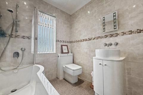 2 bedroom detached house for sale, Oakdale