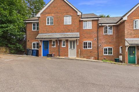 2 bedroom terraced house to rent, Farriers Way, Chesham, Buckinghamshire, HP5
