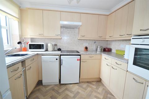 2 bedroom retirement property for sale, Ingle Court, Market Weighton, York