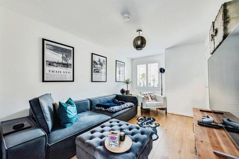 2 bedroom semi-detached house for sale, Olley Crescent, Witney