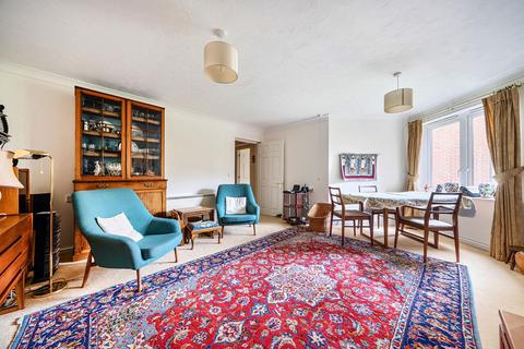 2 bedroom flat for sale, Stockbridge Road, Chichester, PO19