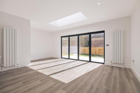 4 bedroom semi-detached house for sale, Glen Road, Nether Edge, Sheffield