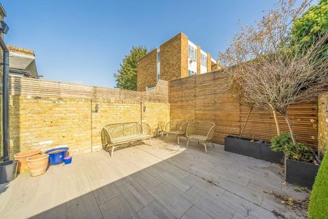 2 bedroom terraced house for sale, Tyneham Road, London SW11