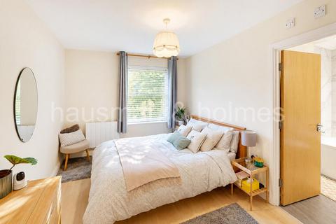 undefined, Wilshaw Close, NW4