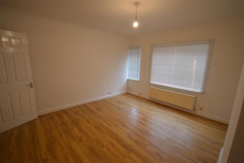 undefined, Bowling Green Avenue, Kettering