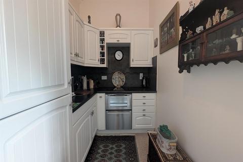 1 bedroom flat for sale, Hillside, Heath Road, Newmarket CB8
