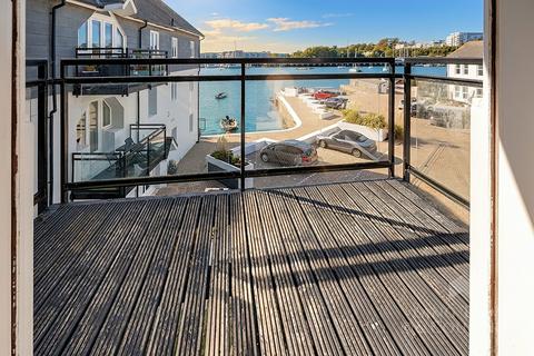 2 bedroom apartment for sale, Strand Street, Plymouth PL1