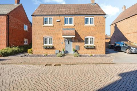 4 bedroom detached house for sale, Grebe Drive, Leighton Buzzard, Bedfordshire, LU7