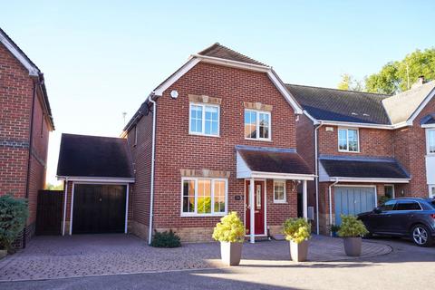 3 bedroom detached house for sale, Luxford Place, Sawbridgeworth, CM21