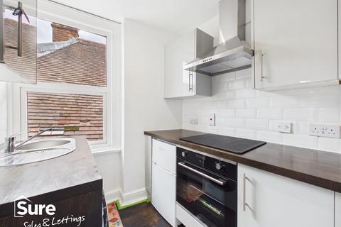 Studio to rent, High Street, Hemel Hempstead, Hertfordshire, HP1 3AF