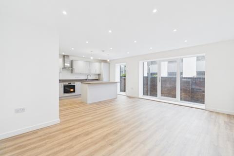 2 bedroom apartment to rent, Flat 18 Dowty Lofts, Cheltenham
