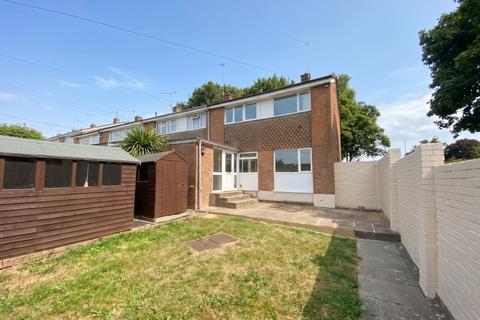 3 bedroom end of terrace house to rent, Arundel Road, Yeovil