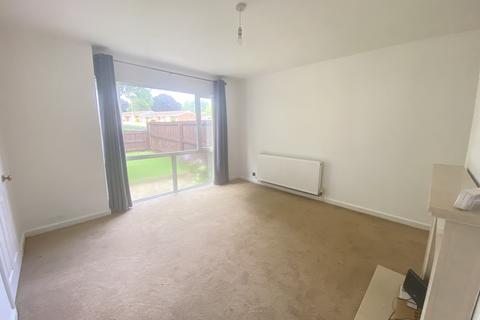 3 bedroom end of terrace house to rent, Arundel Road, Yeovil