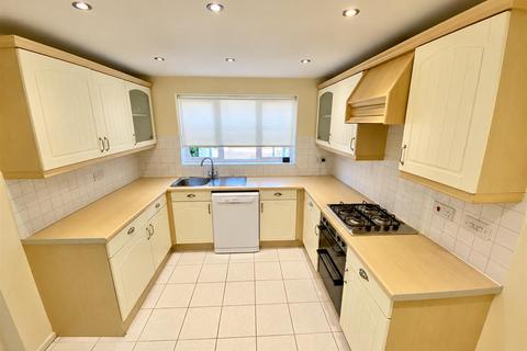 4 bedroom detached house to rent, Buckthorn Road, Hampton Hargate, Peterborough