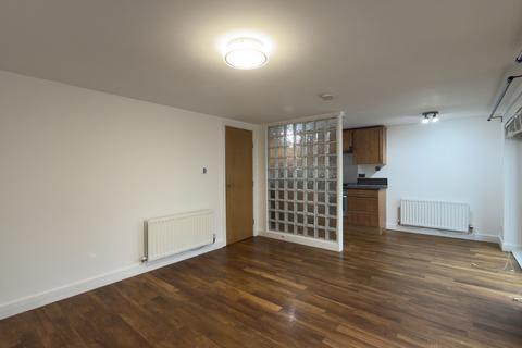 undefined, Lochburn Gate, Glasgow, G20 0SL