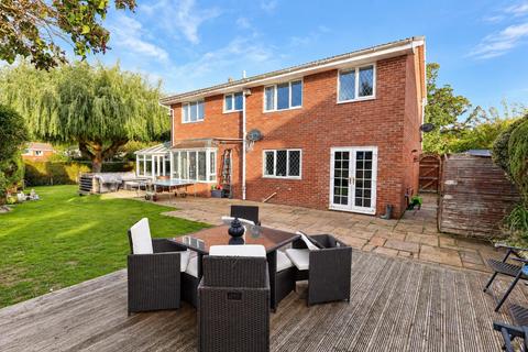 5 bedroom townhouse for sale, Millbrook  End, Tattenhall CH3