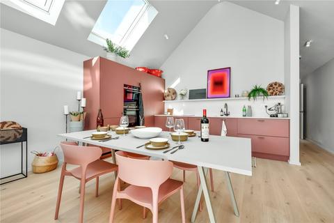 2 bedroom apartment for sale, Harts Yard, Farnham, Surrey, GU9