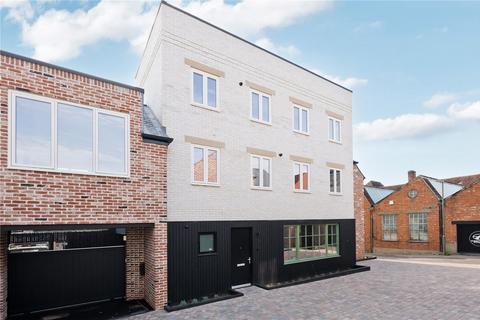 3 bedroom house for sale, Harts Yard, Farnham, GU9