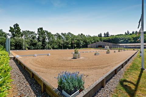 4 bedroom farm house for sale, Churt Road, Churt, Surrey, GU10