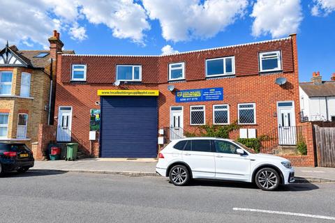 Mixed use for sale, & 2a, Oxford Road, Sidcup, Kent