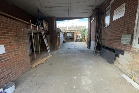 Mixed use for sale, & 2a, Oxford Road, Sidcup, Kent