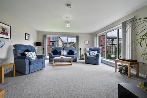 3 bedroom flat for sale, Paragon Drive, Motherwell ML1