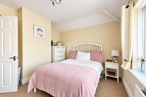 1 bedroom maisonette for sale, Rowney Road, Dagenham, RM9 4PP