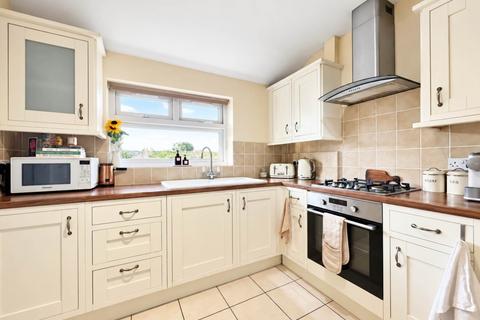 1 bedroom maisonette for sale, Rowney Road, Dagenham, RM9 4PP