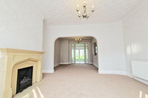 3 bedroom semi-detached house to rent, Russell Street, Prestwich, M25