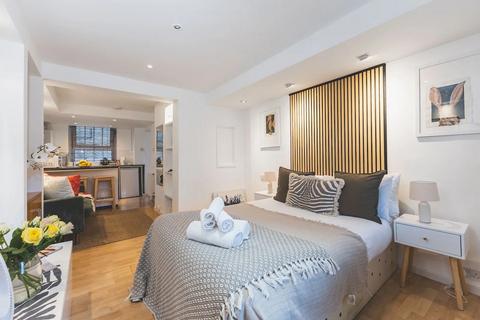undefined, Ebury Bridge Road, London, SW1W